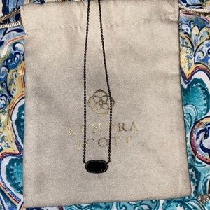 Kendra Scott necklace